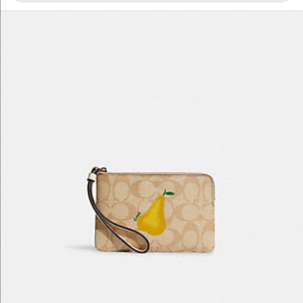 Coach PEAR Wristlet